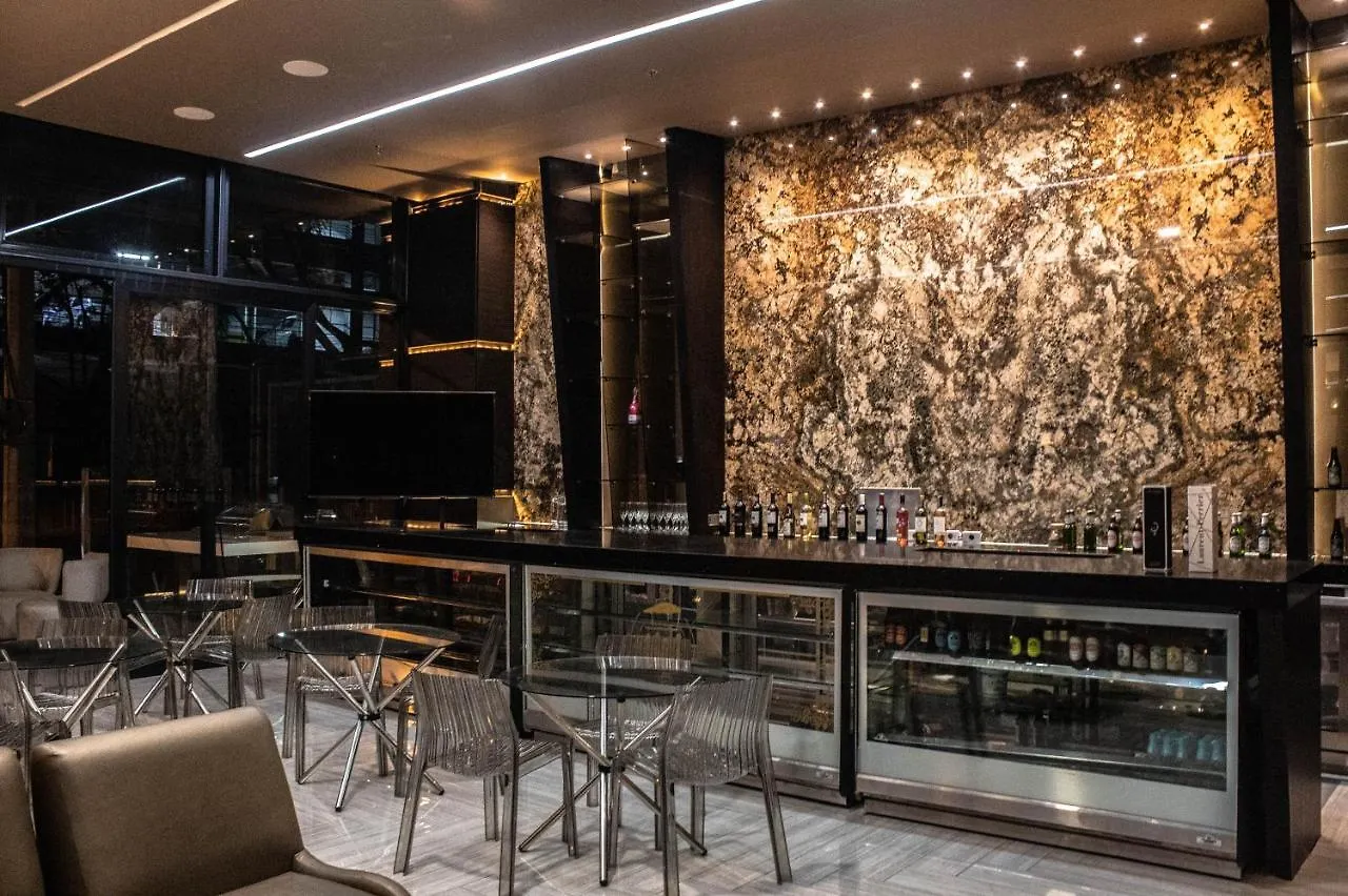 Ultra Luxury Suite In Lleras Parque Medellin