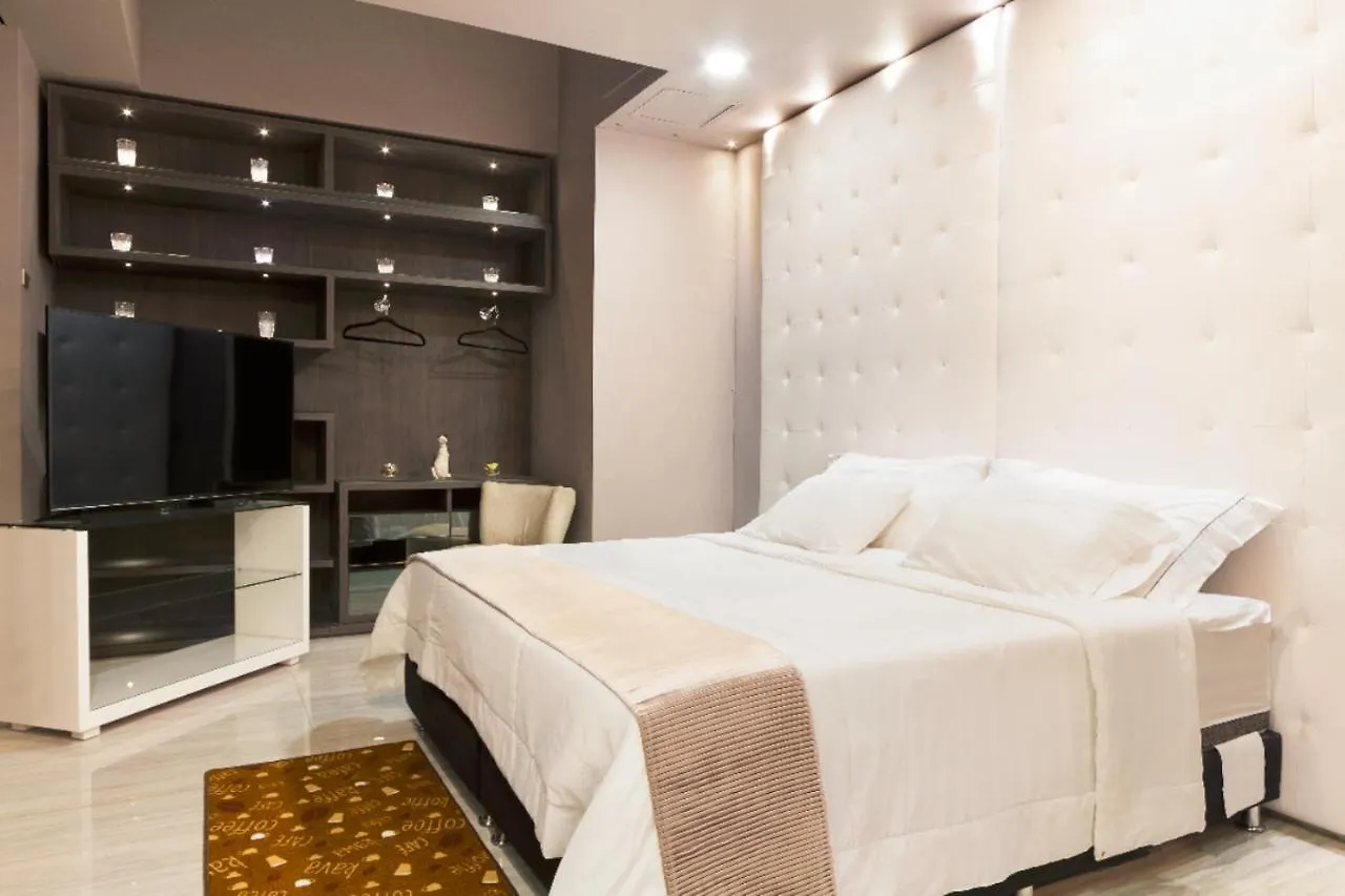Ultra Luxury Suite In Lleras Parque Medellin