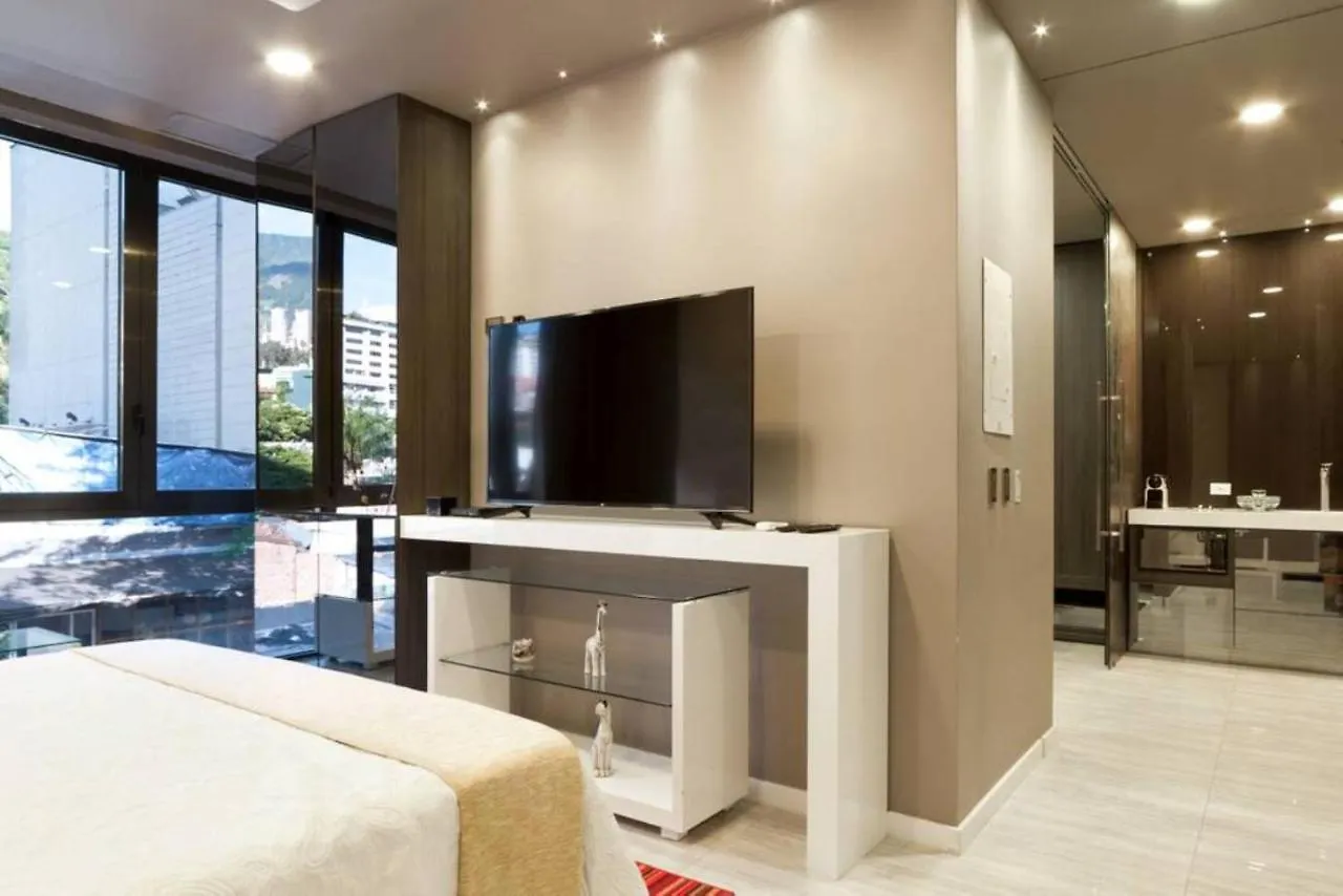 Ultra Luxury Suite In Lleras Parque Medellin Apartment