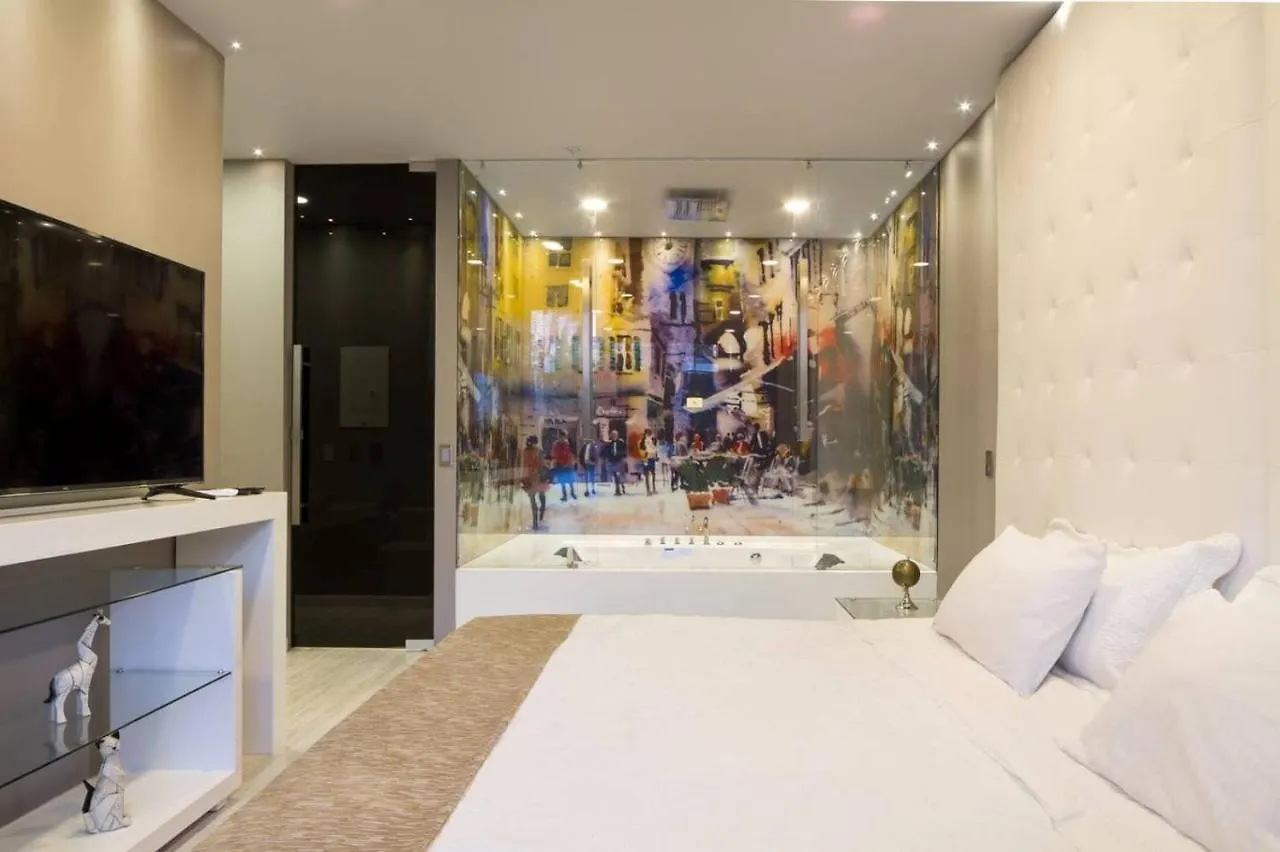 Ultra Luxury Suite In Lleras Parque Medellin Apartment